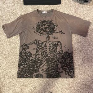 skeleton and flowers taupe gray t-shirt